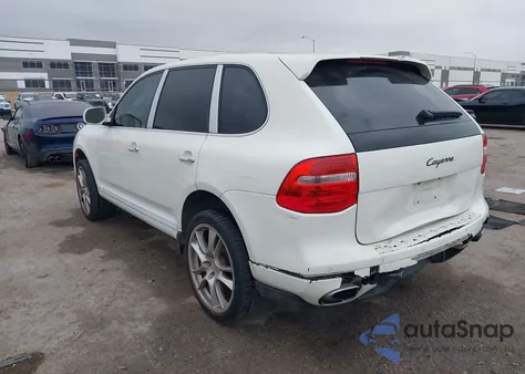 2010 Porsche Cayenne из США, поврежденный, VIN WP1AA2AP9ALA06435